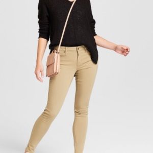 Mossimo mid rise skinny khaki pants size 2